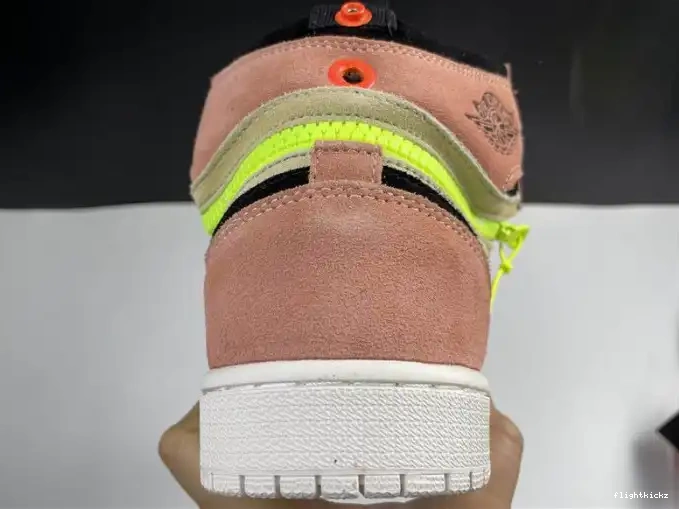 Jordan 1 Air Switch High CW6576-800 Peach 0429
